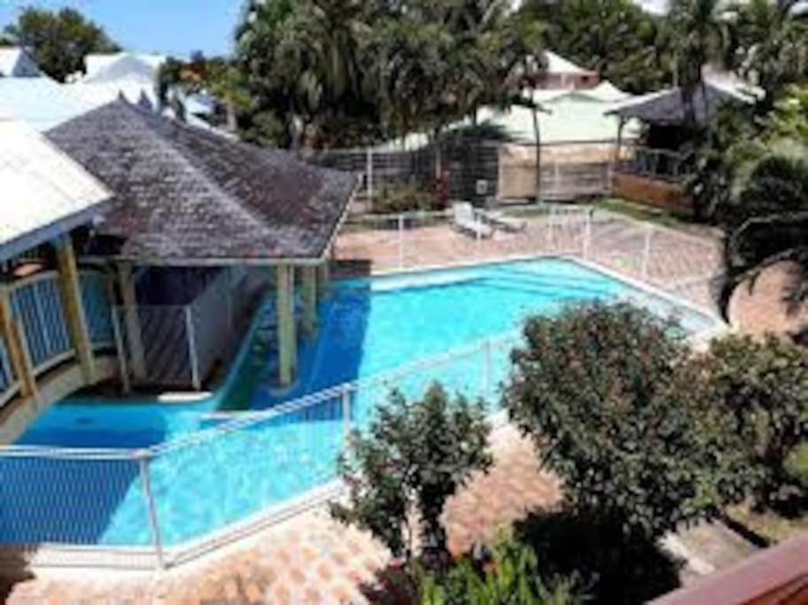 Appartement Ker-Eol Residence Canouan Sainte-Anne Avec Piscine المظهر الخارجي الصورة